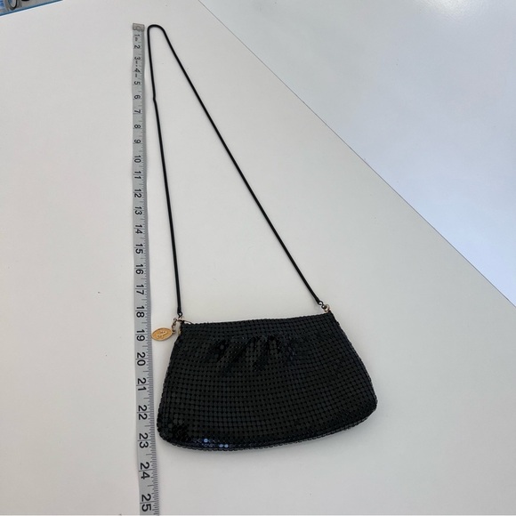 Elegant Black Sequin Shoulder Bag - Picture 5 of 9